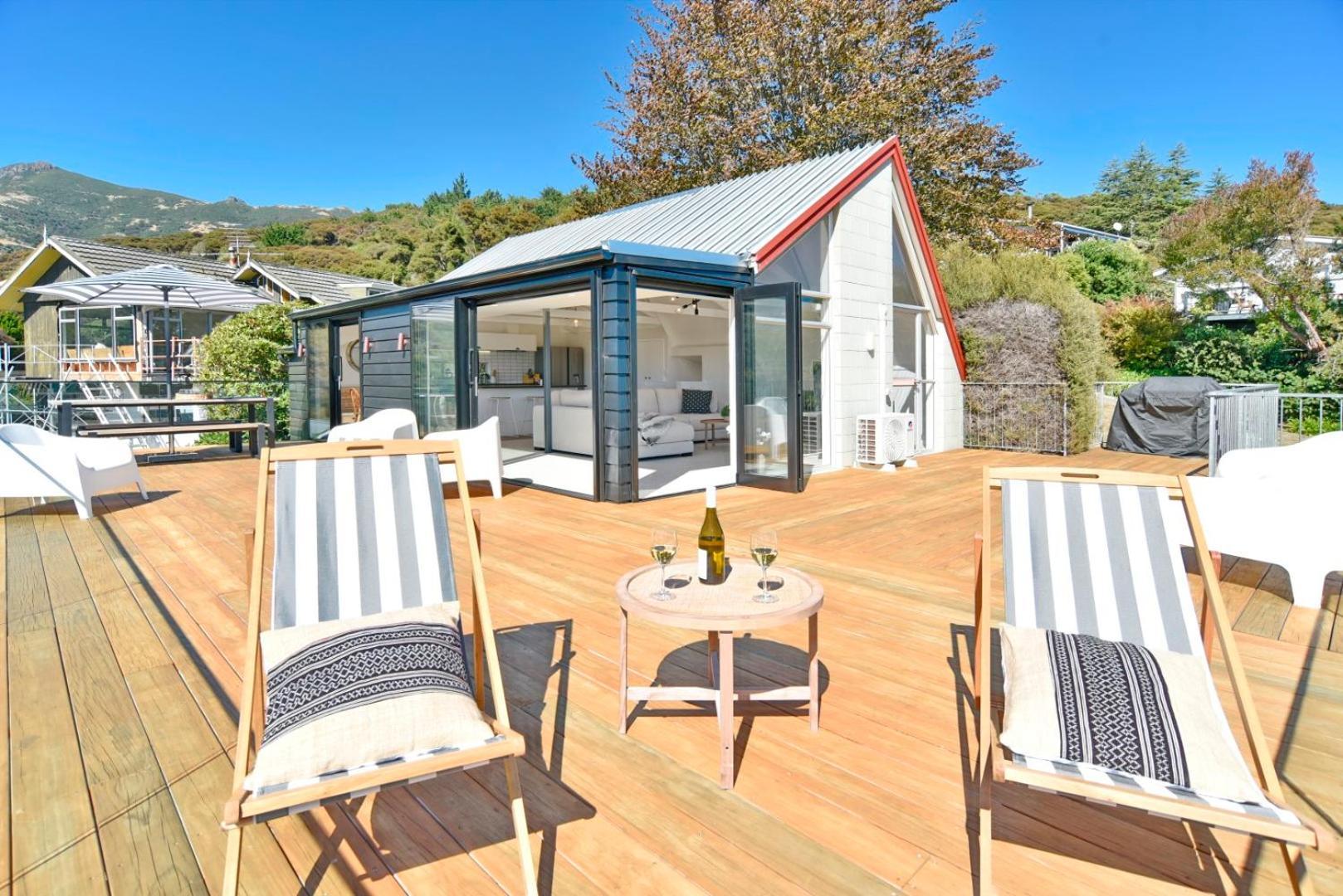 Akaroa Harbour View - Christchurch Holiday Homes エクステリア 写真
