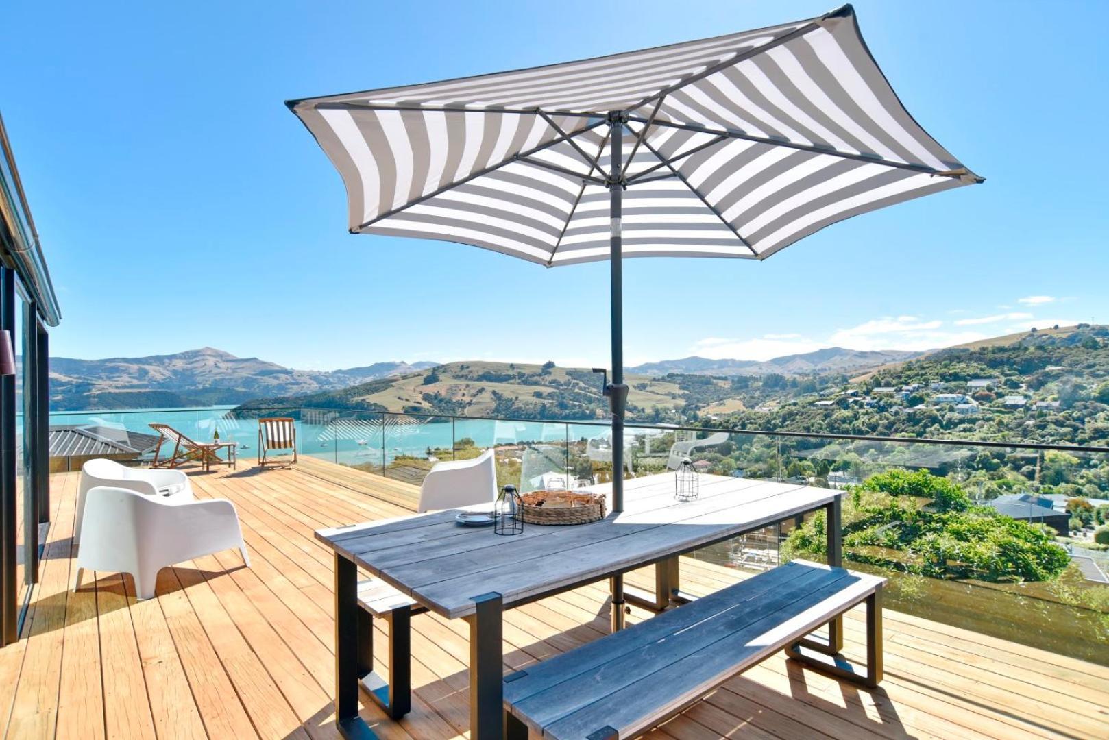 Akaroa Harbour View - Christchurch Holiday Homes エクステリア 写真