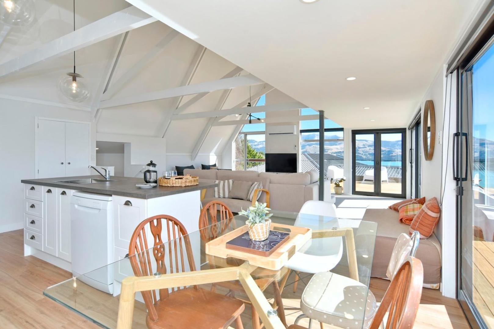 Akaroa Harbour View - Christchurch Holiday Homes エクステリア 写真