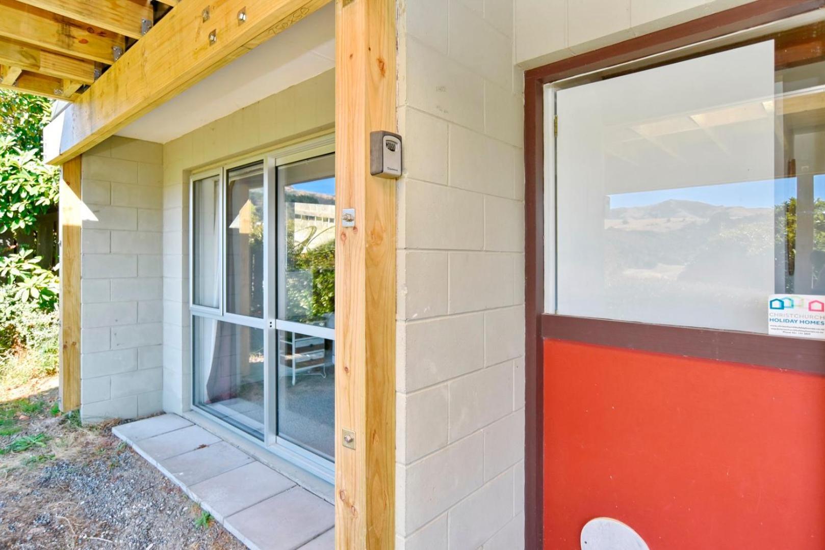 Akaroa Harbour View - Christchurch Holiday Homes エクステリア 写真